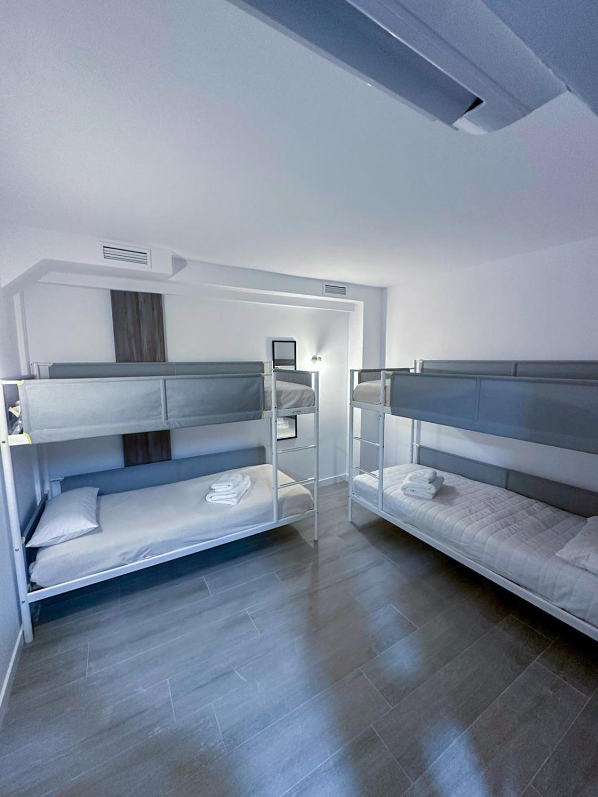 Zur Boutique Hostel Fuengirola Exterior foto